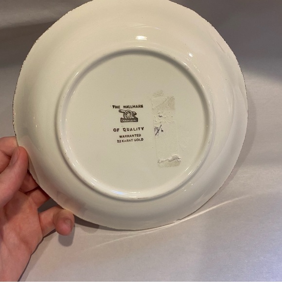 Single Replacement Canonsburg Plate - 7 3/8" Royal Wilton Magnolia 22k Gold Rim - Picture 6 of 9